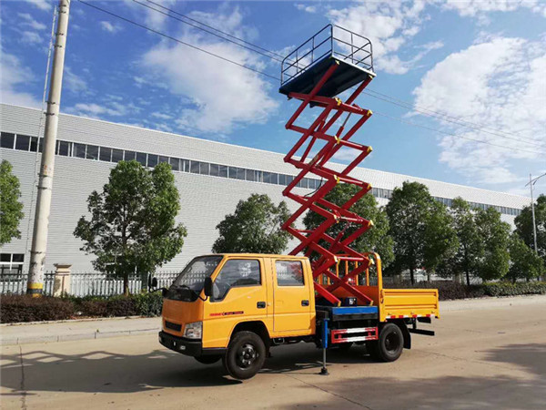 江鈴雙排6米8米10米高空作業(yè)車-垂直剪叉升降平臺車