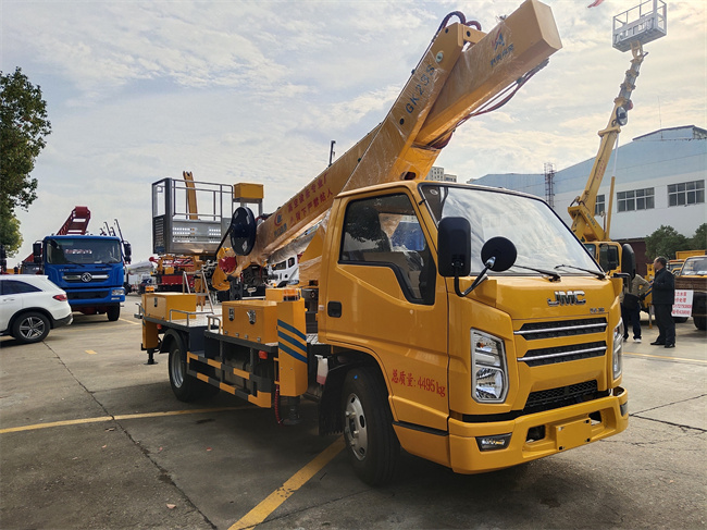新工藝23米藍(lán)牌直臂高空作業(yè)車(chē)/江鈴國(guó)六